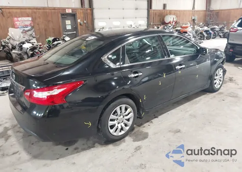 2016 Nissan Altima 2.5/2.5 S/2.5 Sl/2.5 Sr/2.5 Sv z USA, uszkodzony, nr VIN 1N4AL3AP7GC193660